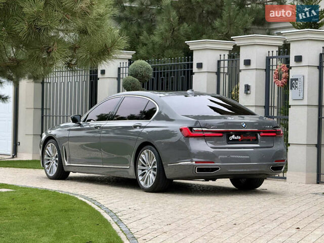 Серый БМВ 7 Серия, объемом двигателя 2.99 л и пробегом 55 тыс. км за 82000 $, фото 35 на Automoto.ua