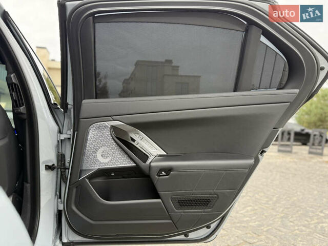 Сірий БМВ 7 Серія, об'ємом двигуна 4.39 л та пробігом 24 тис. км за 118900 $, фото 91 на Automoto.ua