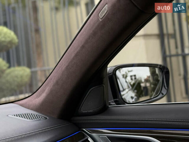 Серый БМВ 7 Серия, объемом двигателя 2.99 л и пробегом 55 тыс. км за 82000 $, фото 69 на Automoto.ua