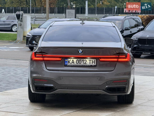 Серый БМВ 7 Серия, объемом двигателя 2.99 л и пробегом 20 тыс. км за 88800 $, фото 4 на Automoto.ua