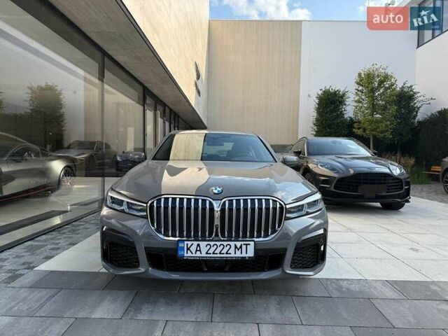 Серый БМВ 7 Серия, объемом двигателя 2.99 л и пробегом 8 тыс. км за 86000 $, фото 3 на Automoto.ua