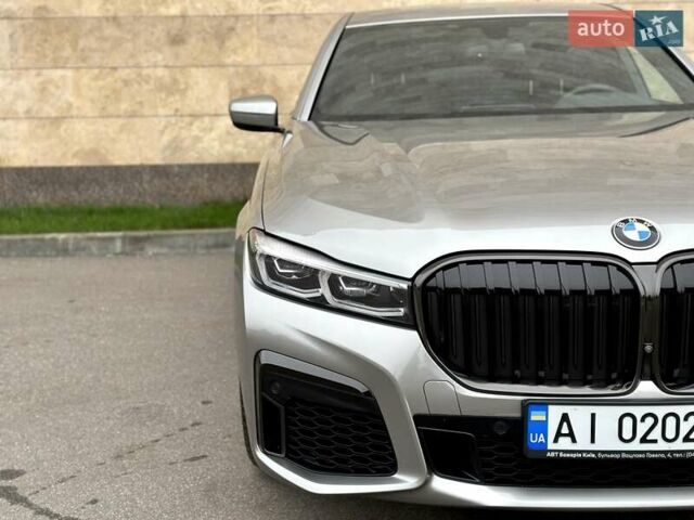 Сірий БМВ 7 Серія, об'ємом двигуна 2 л та пробігом 31 тис. км за 64800 $, фото 37 на Automoto.ua