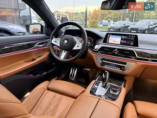 Серый БМВ 7 Серия, объемом двигателя 2.99 л и пробегом 20 тыс. км за 88800 $, фото 16 на Automoto.ua