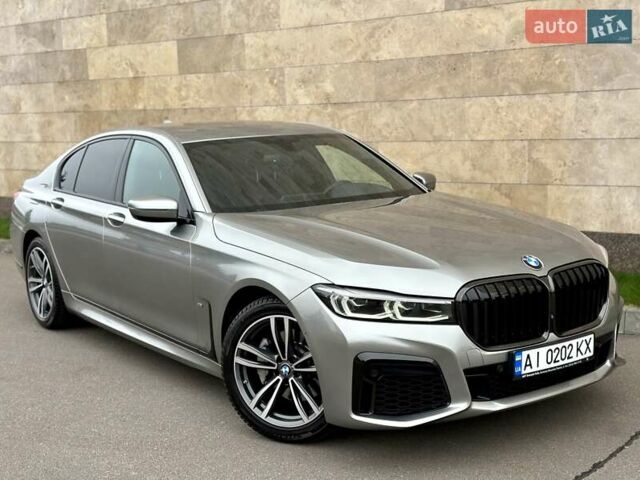 Сірий БМВ 7 Серія, об'ємом двигуна 2 л та пробігом 31 тис. км за 64800 $, фото 9 на Automoto.ua