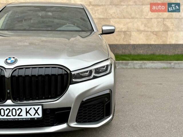 Сірий БМВ 7 Серія, об'ємом двигуна 2 л та пробігом 31 тис. км за 64800 $, фото 36 на Automoto.ua