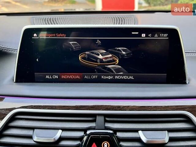 Сірий БМВ 7 Серія, об'ємом двигуна 2.99 л та пробігом 17 тис. км за 85999 $, фото 46 на Automoto.ua