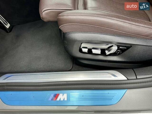 Сірий БМВ 7 Серія, об'ємом двигуна 2 л та пробігом 31 тис. км за 64800 $, фото 61 на Automoto.ua