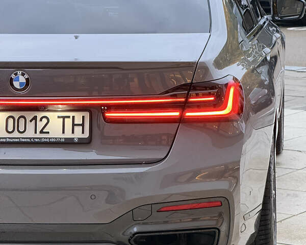 Серый БМВ 7 Серия, объемом двигателя 2.99 л и пробегом 20 тыс. км за 88800 $, фото 26 на Automoto.ua