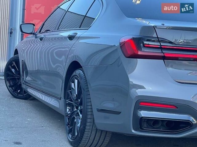 Серый БМВ 7 Серия, объемом двигателя 4.39 л и пробегом 9 тыс. км за 73000 $, фото 22 на Automoto.ua