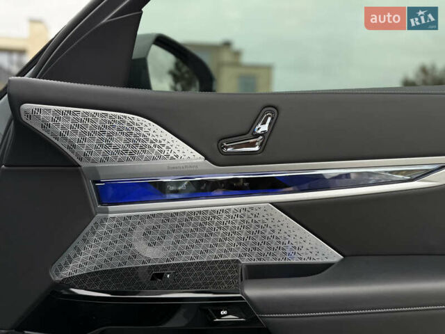 Сірий БМВ 7 Серія, об'ємом двигуна 4.39 л та пробігом 24 тис. км за 118900 $, фото 97 на Automoto.ua
