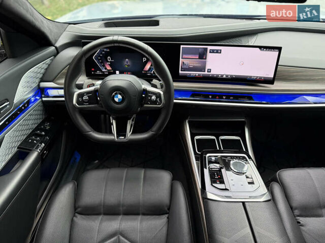 Сірий БМВ 7 Серія, об'ємом двигуна 4.39 л та пробігом 24 тис. км за 118900 $, фото 89 на Automoto.ua