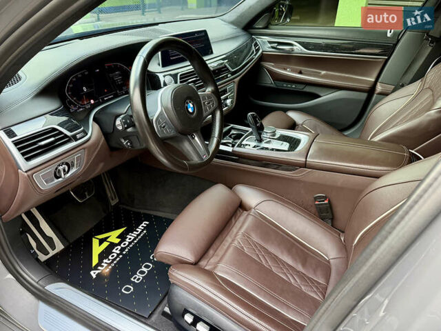 Сірий БМВ 7 Серія, об'ємом двигуна 2.99 л та пробігом 42 тис. км за 86999 $, фото 17 на Automoto.ua