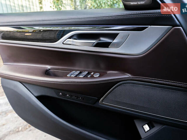 Серый БМВ 7 Серия, объемом двигателя 2.99 л и пробегом 75 тыс. км за 84950 $, фото 50 на Automoto.ua