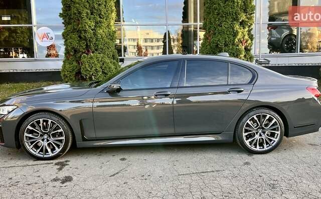 Сірий БМВ 7 Серія, об'ємом двигуна 2.99 л та пробігом 17 тис. км за 85999 $, фото 12 на Automoto.ua