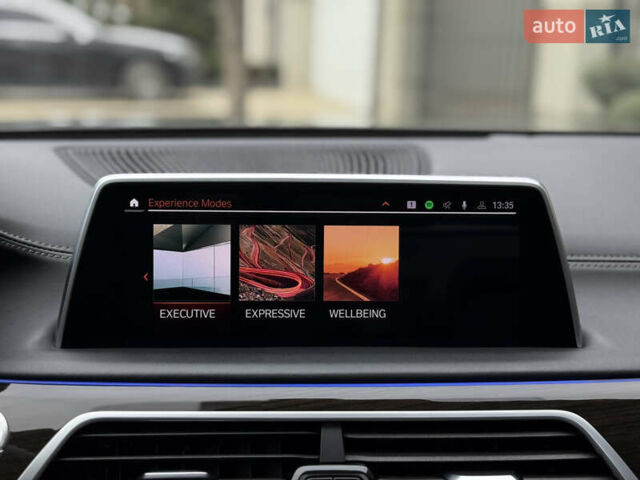 Серый БМВ 7 Серия, объемом двигателя 2.99 л и пробегом 55 тыс. км за 82000 $, фото 89 на Automoto.ua