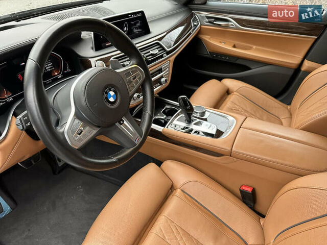 Сірий БМВ 7 Серія, об'ємом двигуна 3 л та пробігом 63 тис. км за 79500 $, фото 5 на Automoto.ua