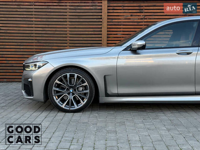 Сірий БМВ 7 Серія, об'ємом двигуна 3 л та пробігом 19 тис. км за 82000 $, фото 11 на Automoto.ua