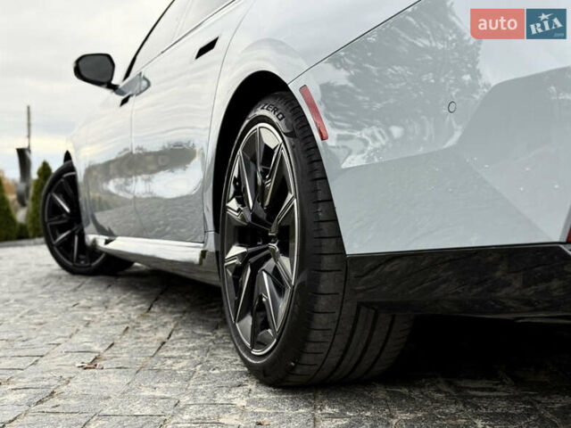 Сірий БМВ 7 Серія, об'ємом двигуна 4.4 л та пробігом 24 тис. км за 121000 $, фото 13 на Automoto.ua