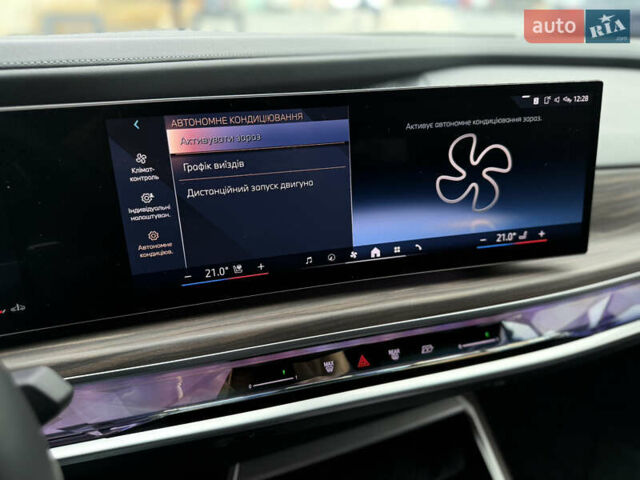 Сірий БМВ 7 Серія, об'ємом двигуна 4.39 л та пробігом 24 тис. км за 118900 $, фото 52 на Automoto.ua