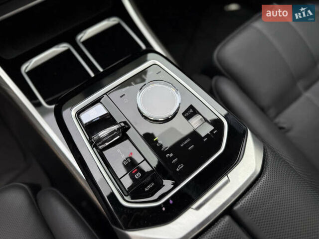 Сірий БМВ 7 Серія, об'ємом двигуна 4.4 л та пробігом 24 тис. км за 121000 $, фото 37 на Automoto.ua