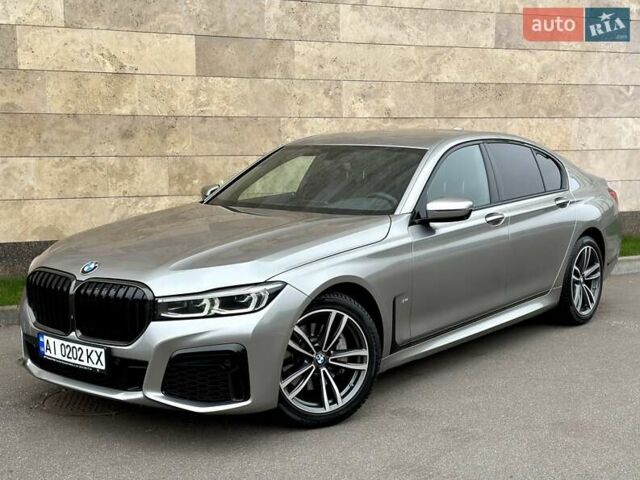 Сірий БМВ 7 Серія, об'ємом двигуна 2 л та пробігом 31 тис. км за 64800 $, фото 2 на Automoto.ua