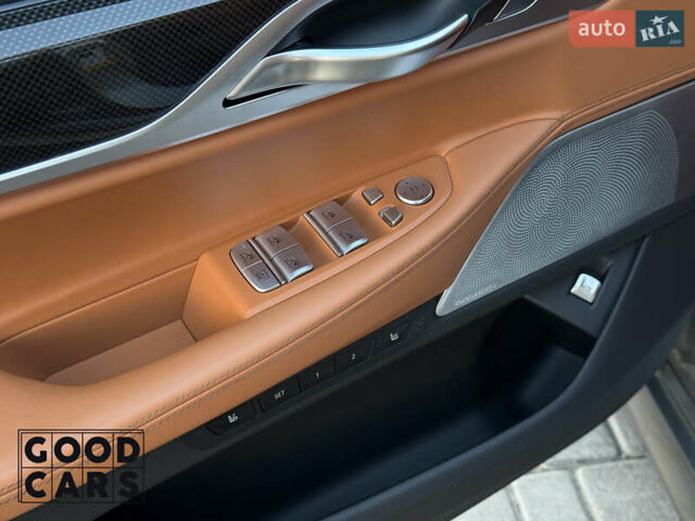 Сірий БМВ 7 Серія, об'ємом двигуна 3 л та пробігом 19 тис. км за 82000 $, фото 16 на Automoto.ua