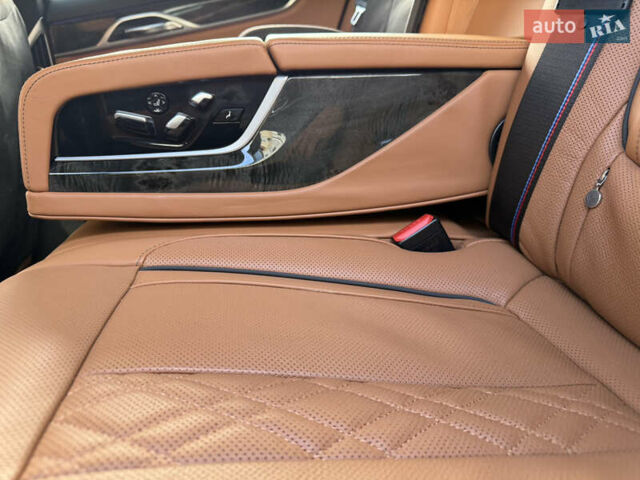 Серый БМВ 7 Серия, объемом двигателя 2.99 л и пробегом 20 тыс. км за 88800 $, фото 22 на Automoto.ua