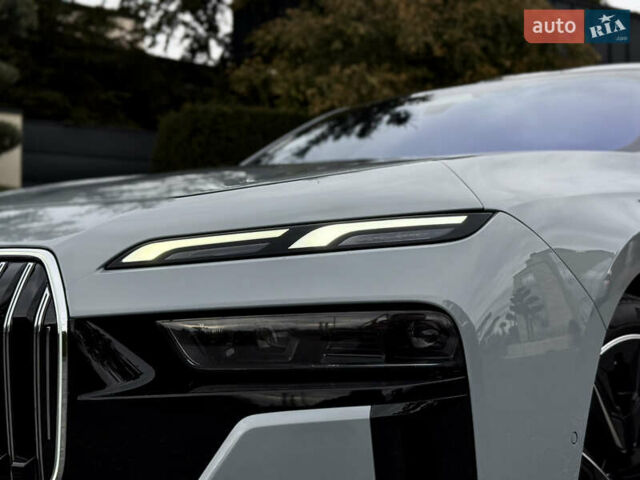 Сірий БМВ 7 Серія, об'ємом двигуна 4.39 л та пробігом 24 тис. км за 118900 $, фото 6 на Automoto.ua