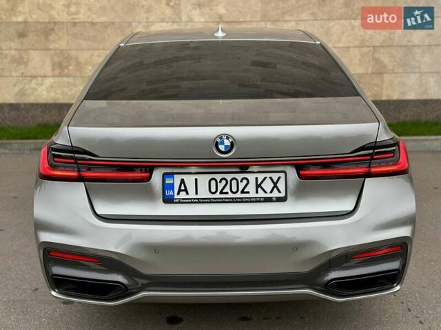Сірий БМВ 7 Серія, об'ємом двигуна 2 л та пробігом 31 тис. км за 64800 $, фото 29 на Automoto.ua
