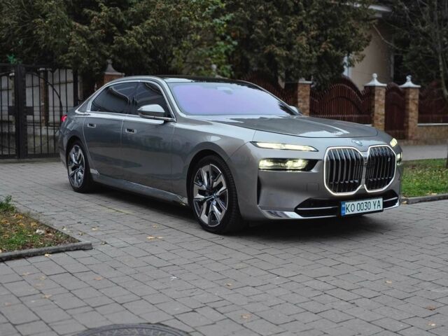 Серый БМВ 7 Серия, объемом двигателя 0 л и пробегом 75 тыс. км за 81000 $, фото 9 на Automoto.ua