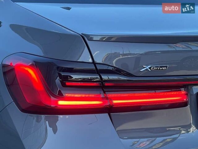 Серый БМВ 7 Серия, объемом двигателя 4.39 л и пробегом 9 тыс. км за 73000 $, фото 35 на Automoto.ua