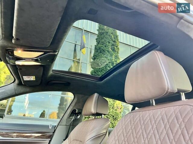 Сірий БМВ 7 Серія, об'ємом двигуна 2.99 л та пробігом 17 тис. км за 85999 $, фото 27 на Automoto.ua