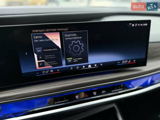 Сірий БМВ 7 Серія, об'ємом двигуна 4.39 л та пробігом 24 тис. км за 118900 $, фото 58 на Automoto.ua