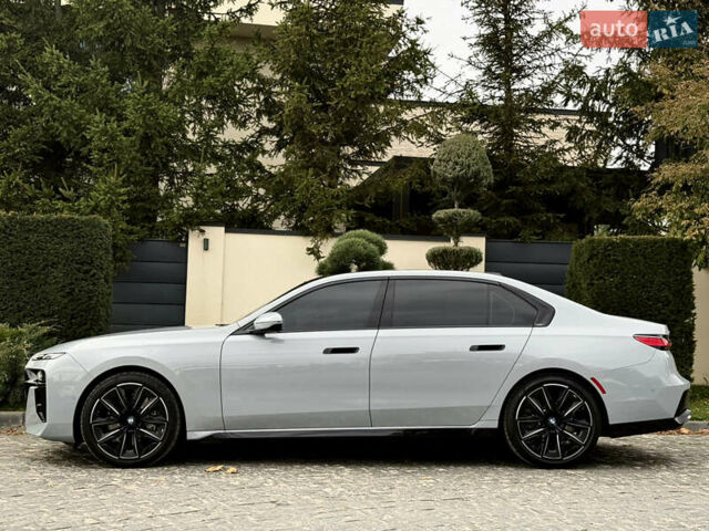 Сірий БМВ 7 Серія, об'ємом двигуна 4.39 л та пробігом 24 тис. км за 118900 $, фото 11 на Automoto.ua