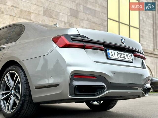 Сірий БМВ 7 Серія, об'ємом двигуна 2 л та пробігом 31 тис. км за 64800 $, фото 51 на Automoto.ua