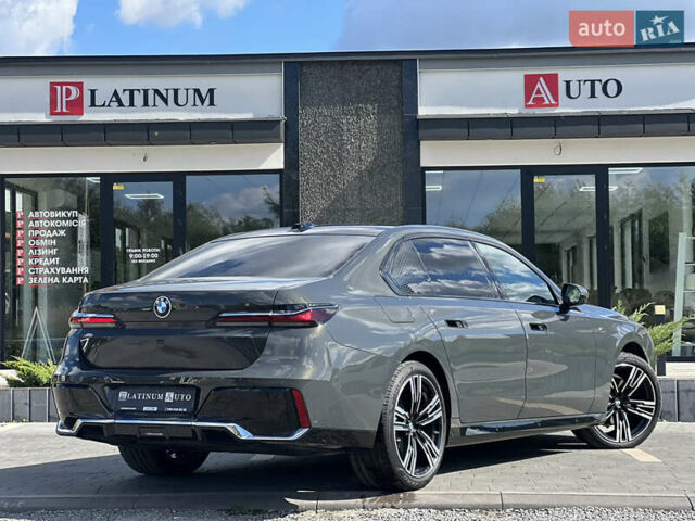 Серый БМВ 7 Серия, объемом двигателя 2.99 л и пробегом 15 тыс. км за 139500 $, фото 6 на Automoto.ua