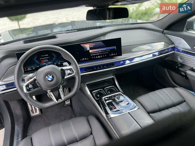 Серый БМВ 7 Серия, объемом двигателя 2.99 л и пробегом 15 тыс. км за 139500 $, фото 13 на Automoto.ua