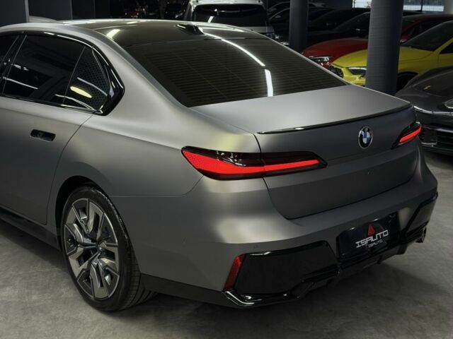 Сірий БМВ 7 Серія, об'ємом двигуна 3 л та пробігом 1 тис. км за 129000 $, фото 13 на Automoto.ua