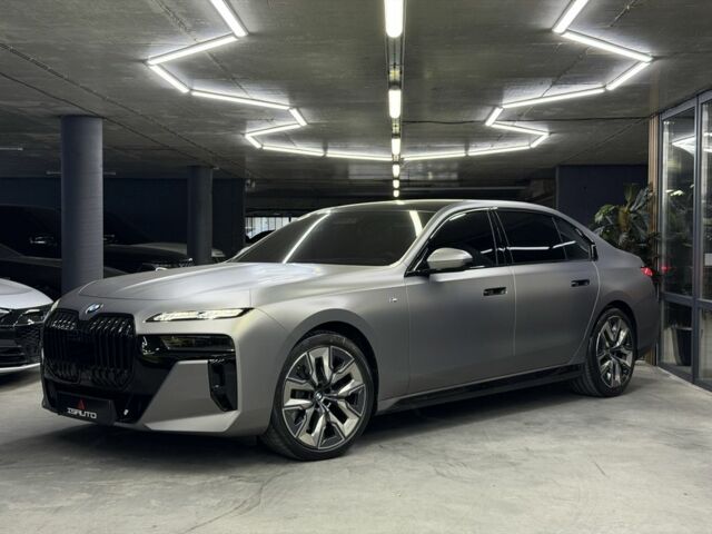 Сірий БМВ 7 Серія, об'ємом двигуна 3 л та пробігом 1 тис. км за 129000 $, фото 6 на Automoto.ua