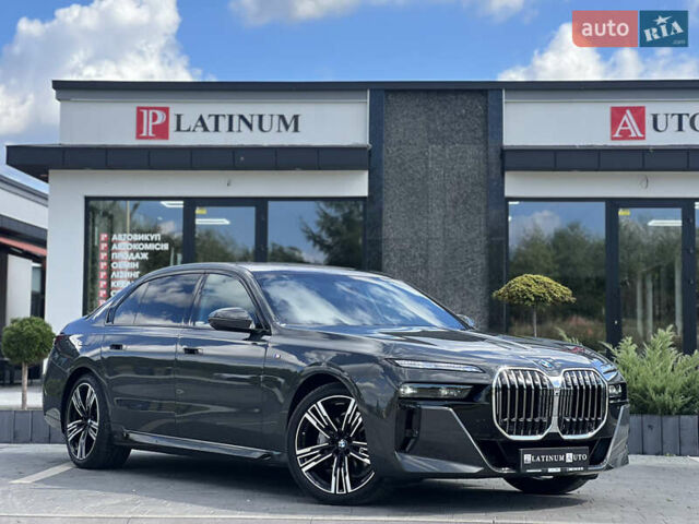 Серый БМВ 7 Серия, объемом двигателя 2.99 л и пробегом 15 тыс. км за 139500 $, фото 1 на Automoto.ua
