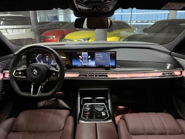 БМВ 7 Серия 2023 в Одессе на Automoto.ua Серый БМВ 7 Серия, объемом двигателя 3 л и пробегом 1 тыс. км за 133000 $, фото 20 на Automoto.ua