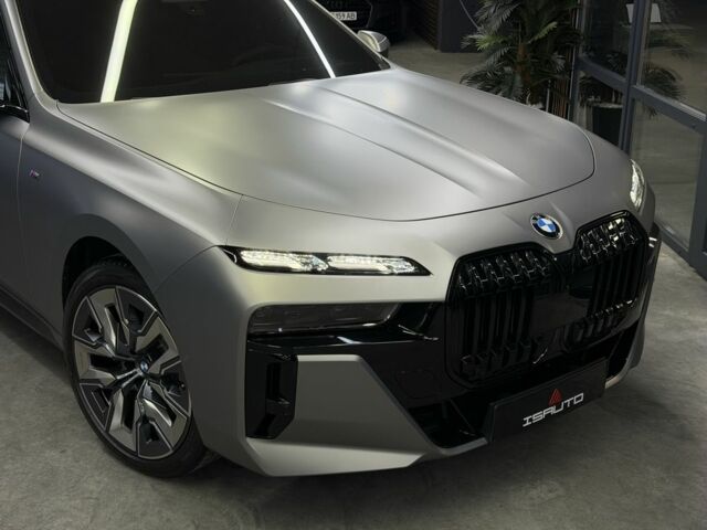 Сірий БМВ 7 Серія, об'ємом двигуна 3 л та пробігом 1 тис. км за 129000 $, фото 1 на Automoto.ua