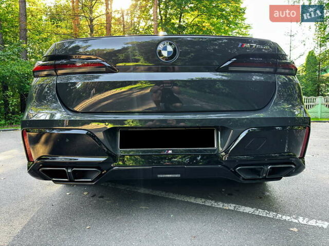 Серый БМВ 7 Серия, объемом двигателя 3 л и пробегом 18 тыс. км за 179000 $, фото 4 на Automoto.ua