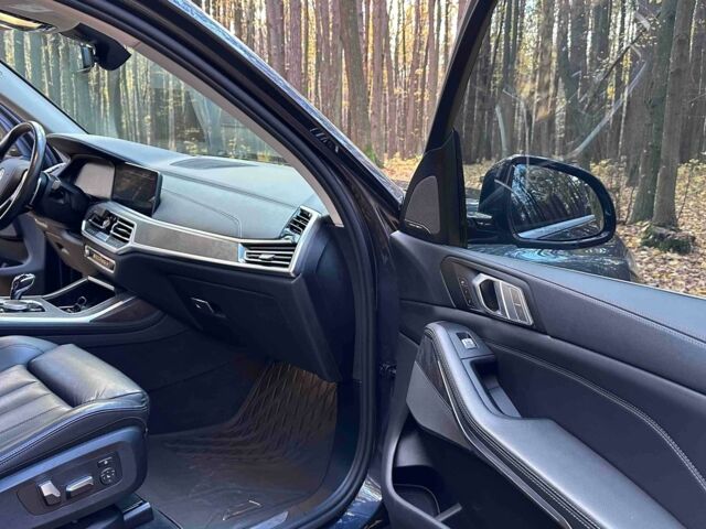 Серый БМВ 7 Серия, объемом двигателя 3 л и пробегом 76 тыс. км за 56500 $, фото 8 на Automoto.ua