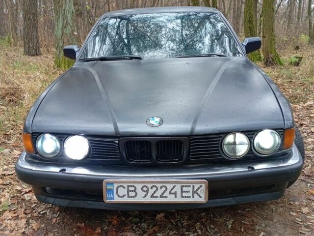 Синий БМВ 7 Серия, объемом двигателя 3.4 л и пробегом 150 тыс. км за 2750 $, фото 4 на Automoto.ua