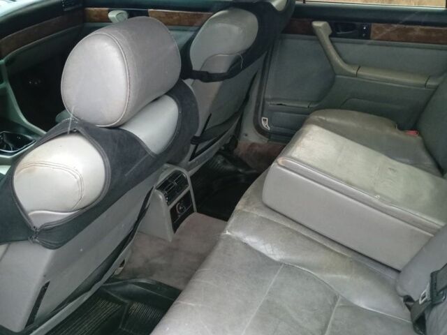 Синий БМВ 7 Серия, объемом двигателя 3.4 л и пробегом 150 тыс. км за 2750 $, фото 14 на Automoto.ua