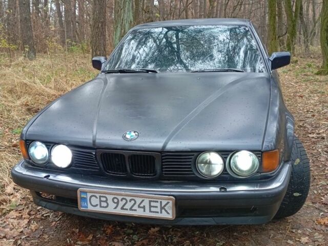 Синий БМВ 7 Серия, объемом двигателя 3.4 л и пробегом 150 тыс. км за 2750 $, фото 3 на Automoto.ua