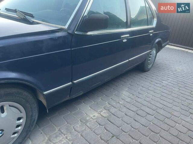 Синий БМВ 7 Серия, объемом двигателя 2.8 л и пробегом 390 тыс. км за 7850 $, фото 4 на Automoto.ua