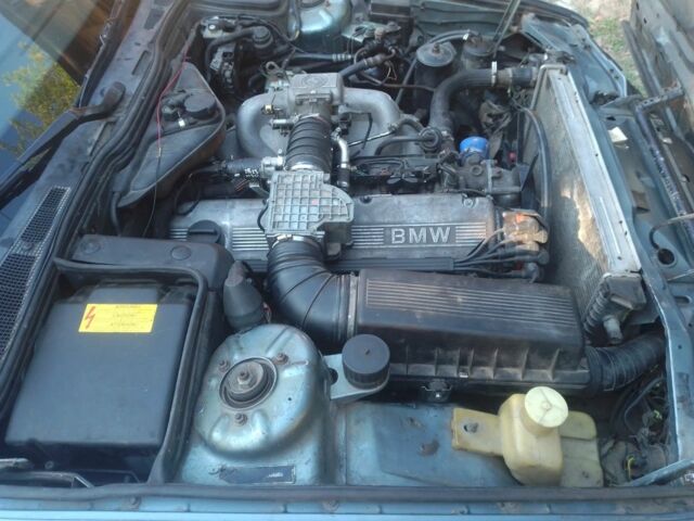 Синий БМВ 7 Серия, объемом двигателя 3 л и пробегом 429 тыс. км за 1323 $, фото 15 на Automoto.ua