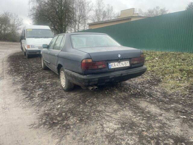 Синий БМВ 7 Серия, объемом двигателя 3.4 л и пробегом 300 тыс. км за 2000 $, фото 2 на Automoto.ua